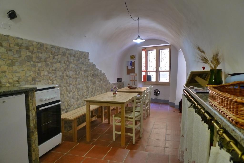 Guesthouse Bosa Di Giuseppe Екстер'єр фото