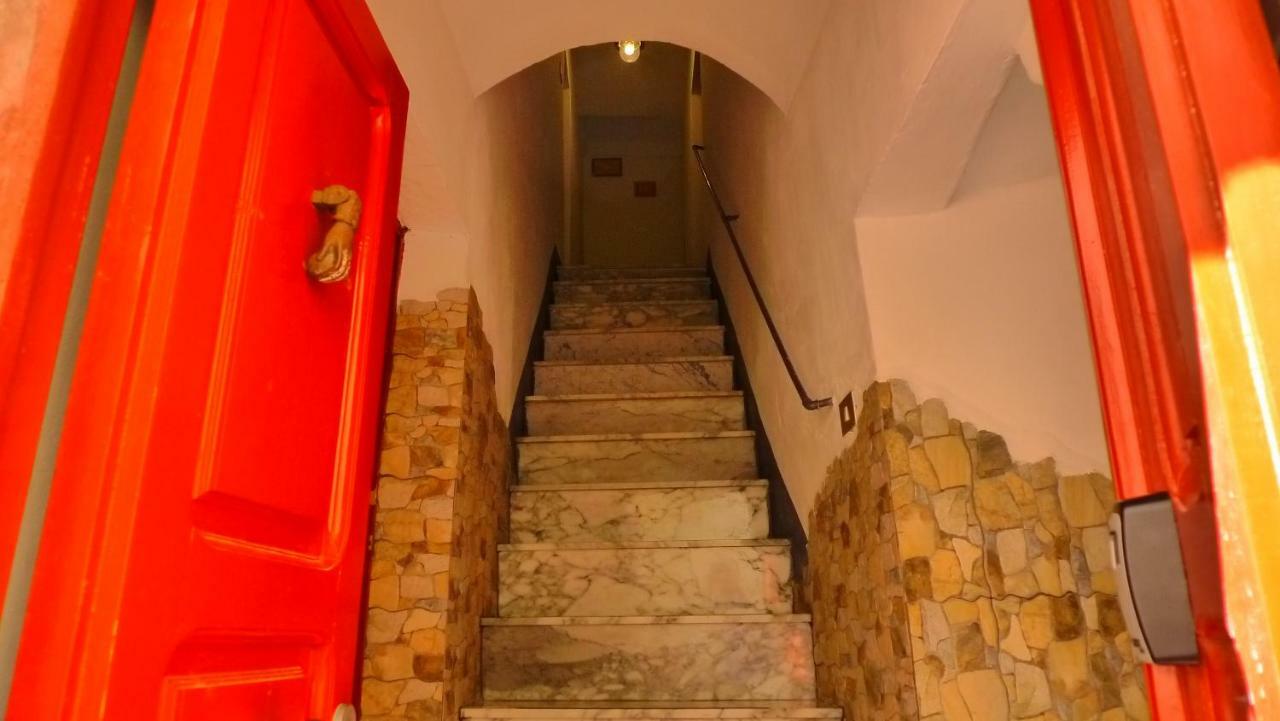 Guesthouse Bosa Di Giuseppe Екстер'єр фото